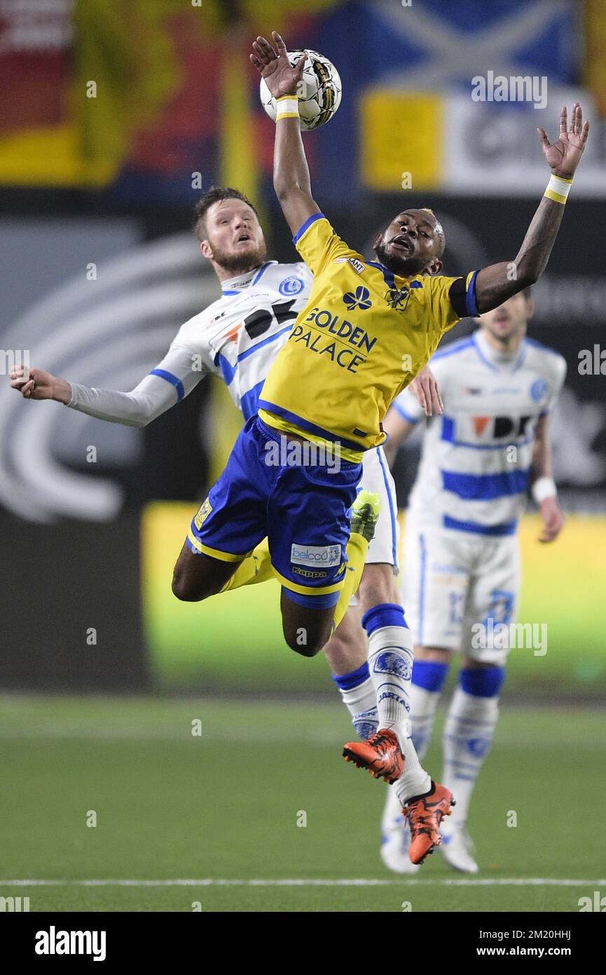 nerd experiencing pure bliss | Kaa Hypnosis | Know Your Meme, image size:865x1390