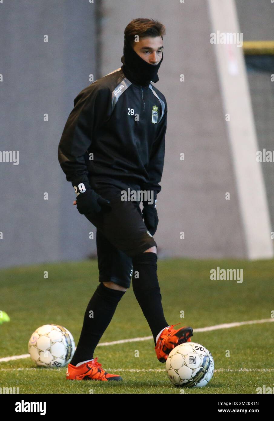 20160119 - TUBIZE, BELGIUM: Charleroi's new player Sotiris Ninis pictured in action during a training of Belgian first league soccer team Sporting Charleroi, Tuesday 19 January 2016, in Tubize. BELGA PHOTO VIRGINIE LEFOUR Stock Photo