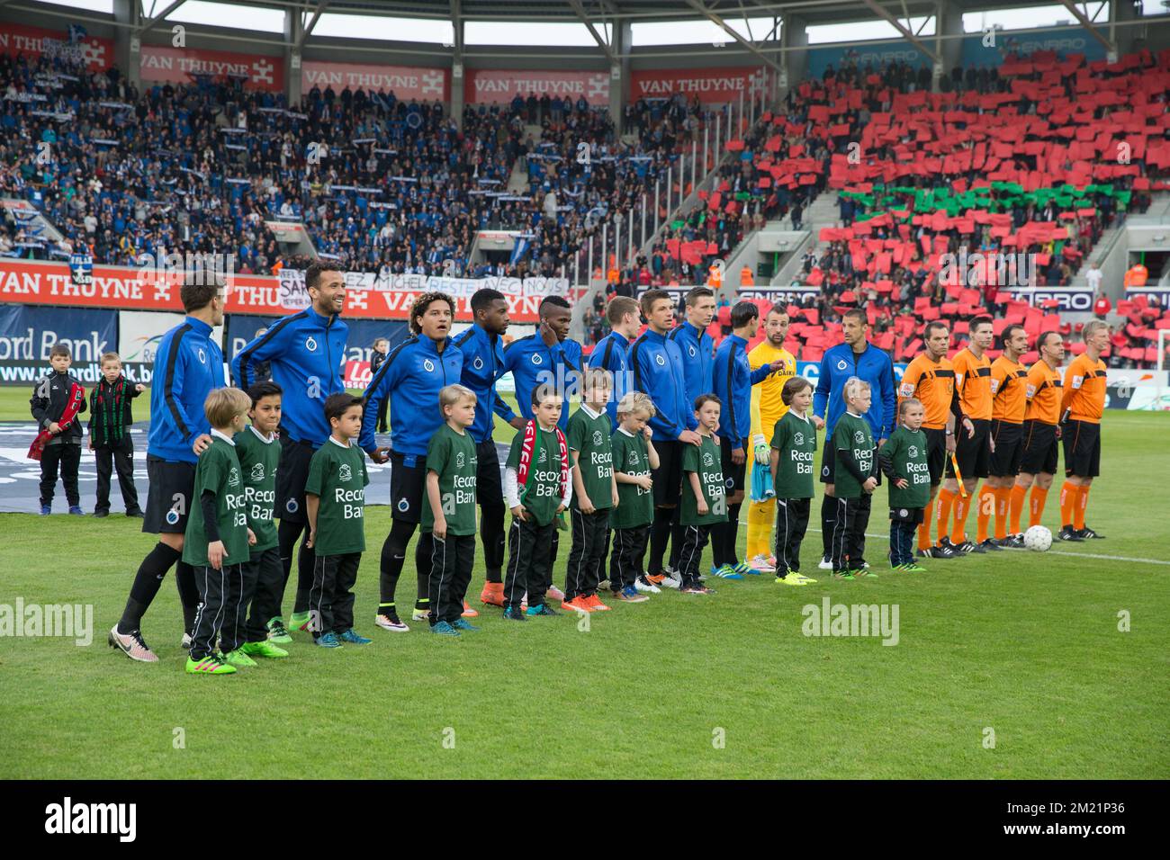 Club's players pictured ahead of the Jupiler Pro League match between SV Zulte Waregem and Club Brugge KV, in Waregem, Thursday 19 May 2016, on day 9 of the Play-off 1 of the Belgian soccer championship.  Stock Photo