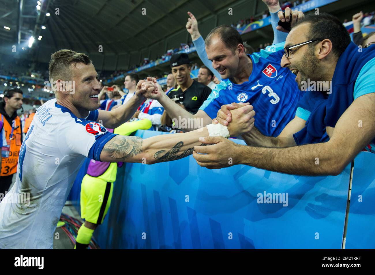 Sergei Ignashevich celebrate after winning a soccer game between Russian national soccer team Slovakia, in group B of the group stage of the UEFA Euro 2016 European Championships, Wednesday 15 June 2016 in Lille, France in Gent. Wednesday 15 June 2016  BELGA PHOTO JASPER JACOBS Stock Photo
