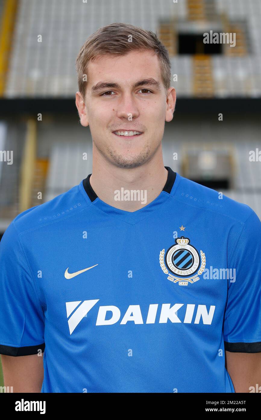 Club's Bjorn Engels poses for the photographer during the 2016-2017 season  photo shoot of Belgian first league soccer team Club Brugge, Thursday 14  July 2016 in Brugge Stock Photo - Alamy