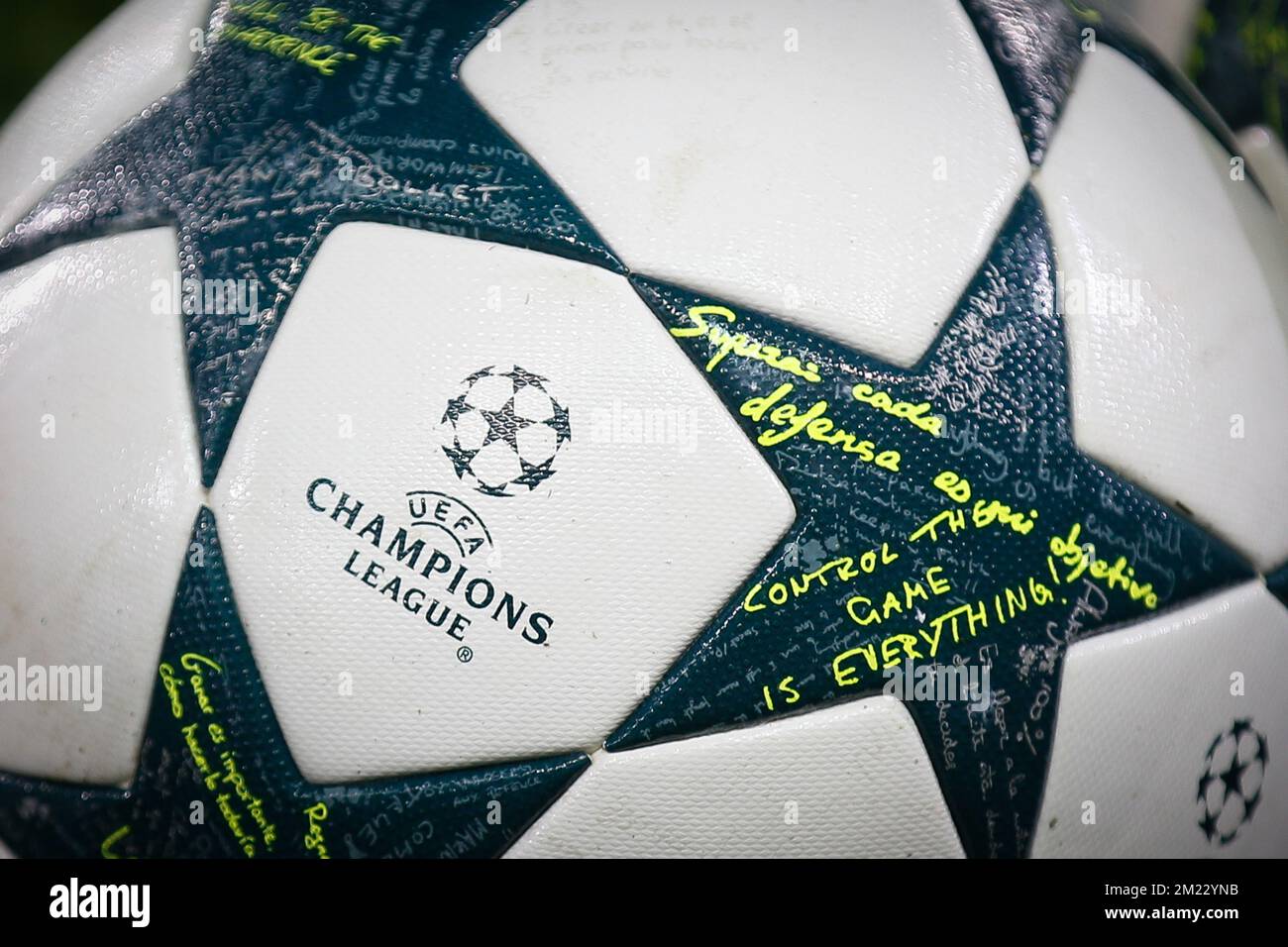 Champions league ball hi res stock photography and images Alamy