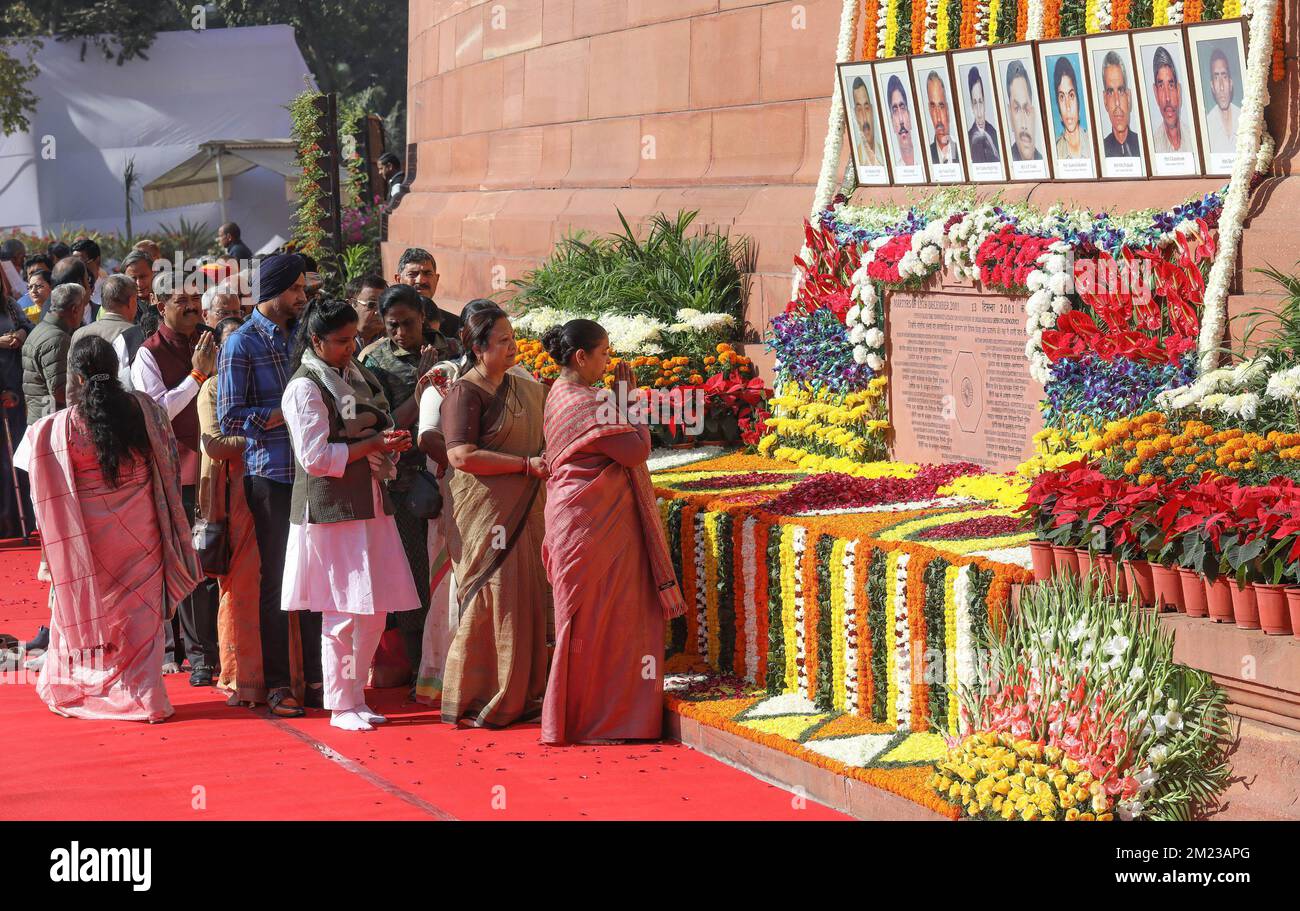 New Delhi, India. 13th Dec, 2022. Political leaders from different parties pay their respects during the commemoration of the 21st anniversary of the martyrs of the 2001 Parliament terrorist attack. Twenty-one-years ago on December 13th two terrorist organisations Lashkar-e-taiba (LeT) and Jesh-3-Mohammed (JeM) attacked the Parliament complex and killed nine people. Credit: SOPA Images Limited/Alamy Live News Stock Photo