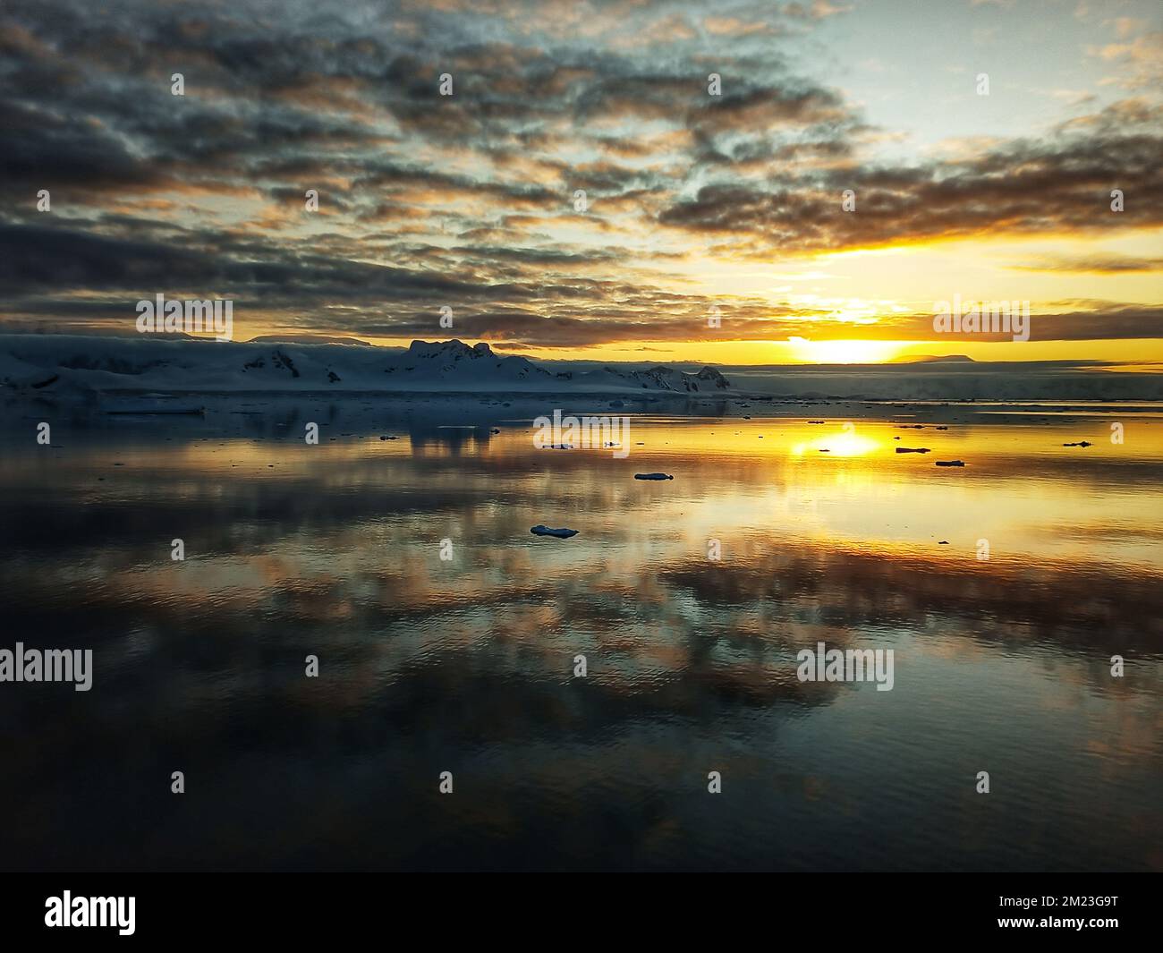 beatiful view of sunset in antarctica,antarctica landscape,atntactic ...