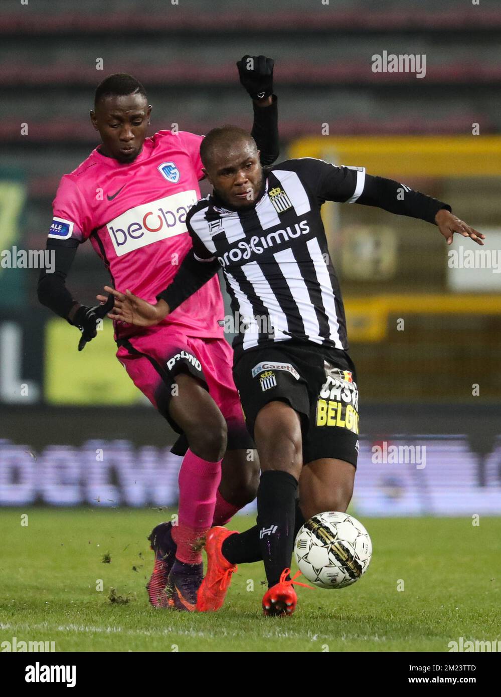 Genk's Wilfried Onyinye Ndidi and Charleroi's Djamel Bakar fight for the ball during a soccer game between Sporting Charleroi and KRC Genk, the quarter-final of the Croky Cup competition, Wednesday 14 December 2016 in Charleroi. BELGA PHOTO VIRGINIE LEFOUR Stock Photo