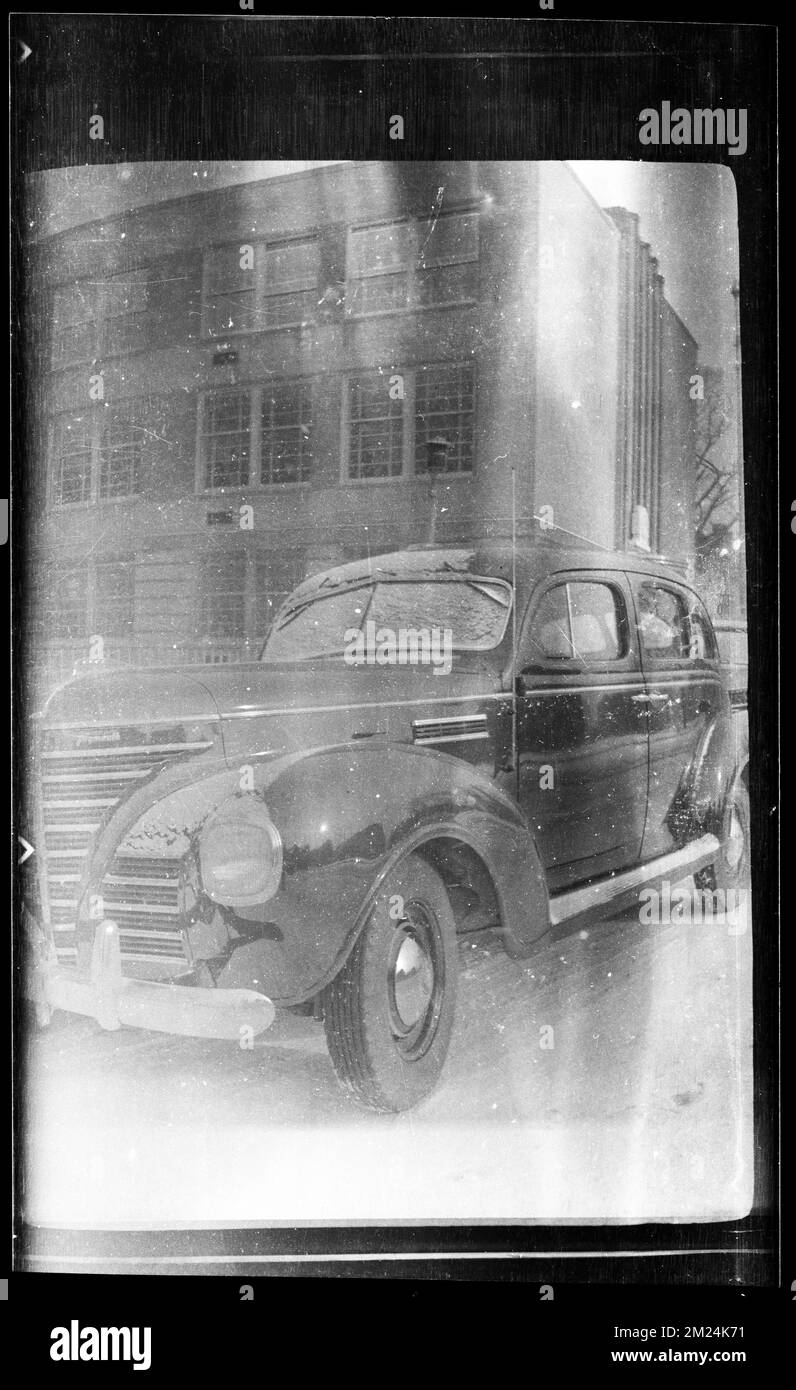 Car in front of building Black and White Stock Photos & Images - Alamy