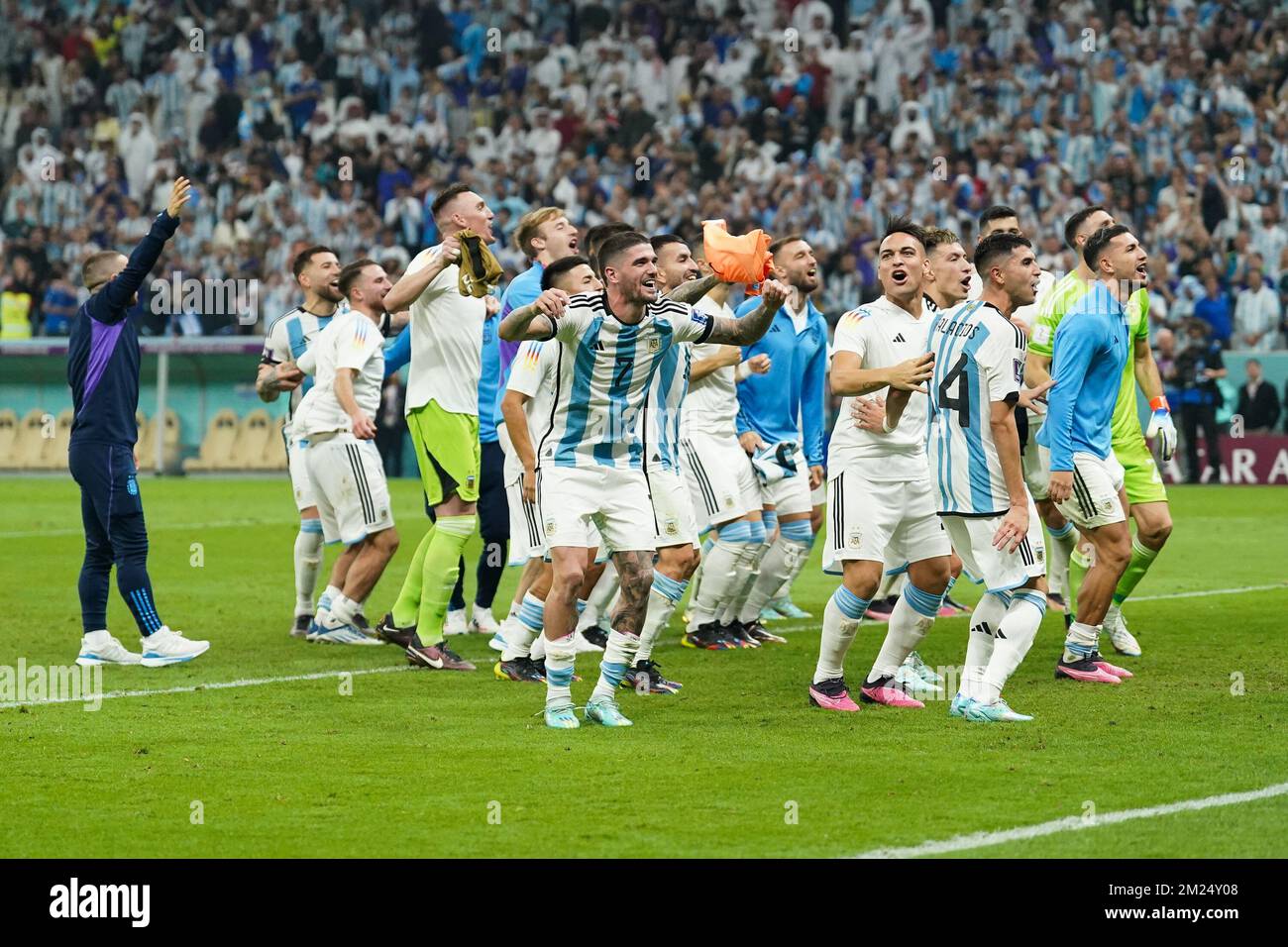 DOHA, QATAR - DECEMBER 13: Players of Argentina celebrate the victory after the FIFA World Cup Qatar 2022 Semi-finals match between Argentina and Croatia at Lusail Stadium on December 13, 2022 in Lusail, Qatar. (Photo by Florencia Tan Jun/PxImages) Stock Photo