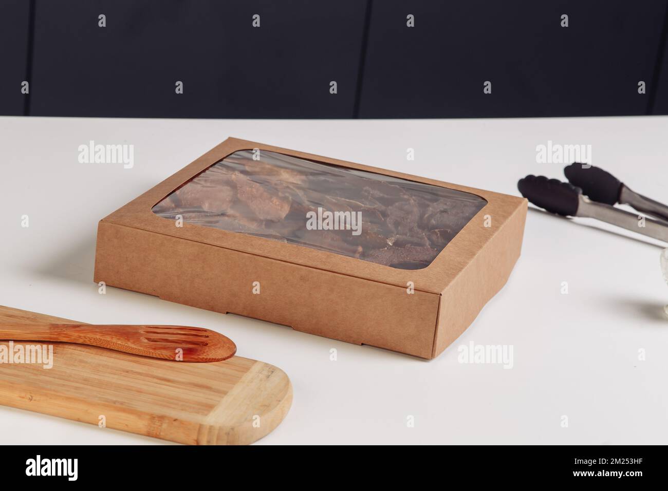 Eco friendly packaging cardboard packaging for food, drink and delivery