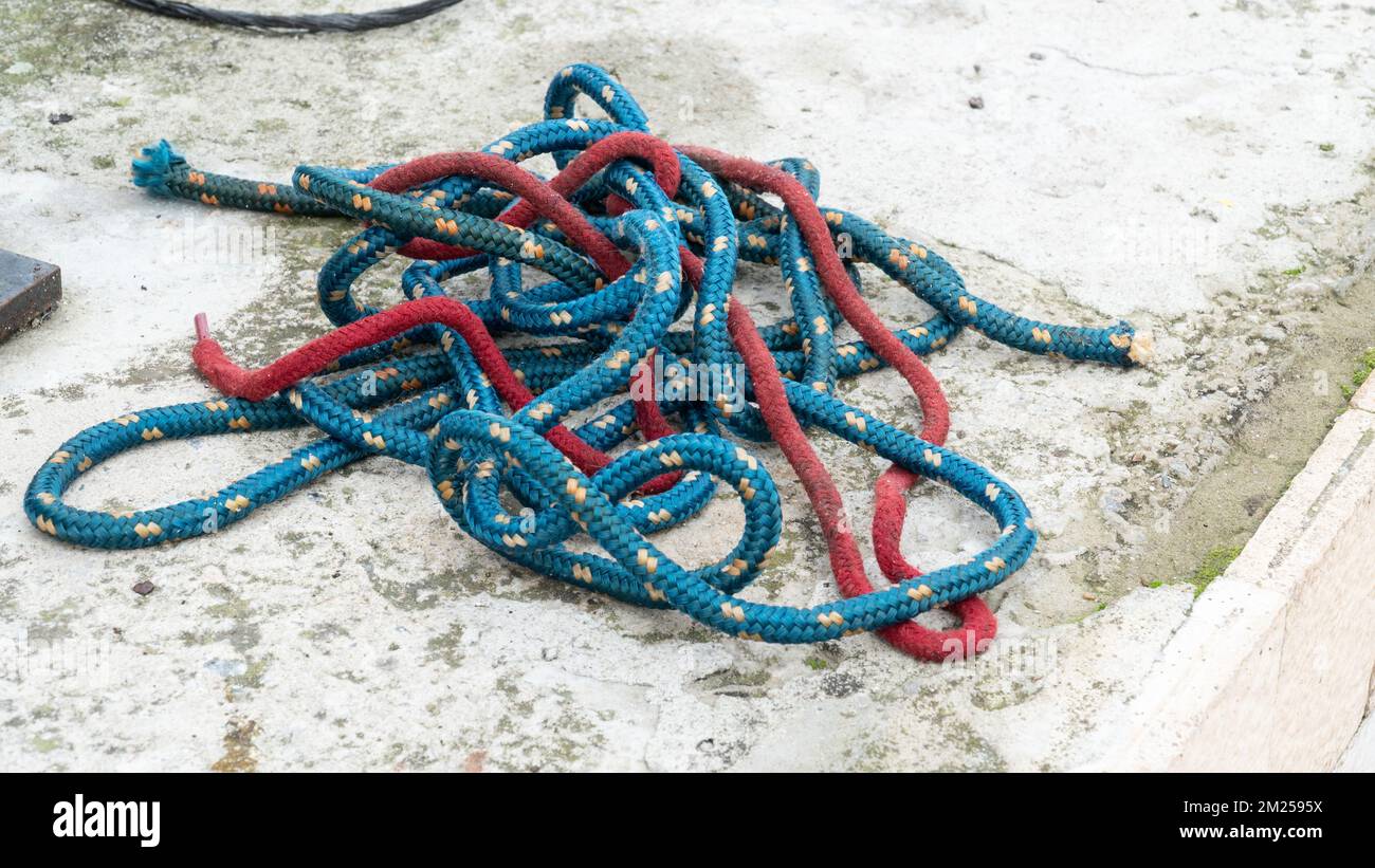 Nautical instruments hi-res stock photography and images - Alamy
