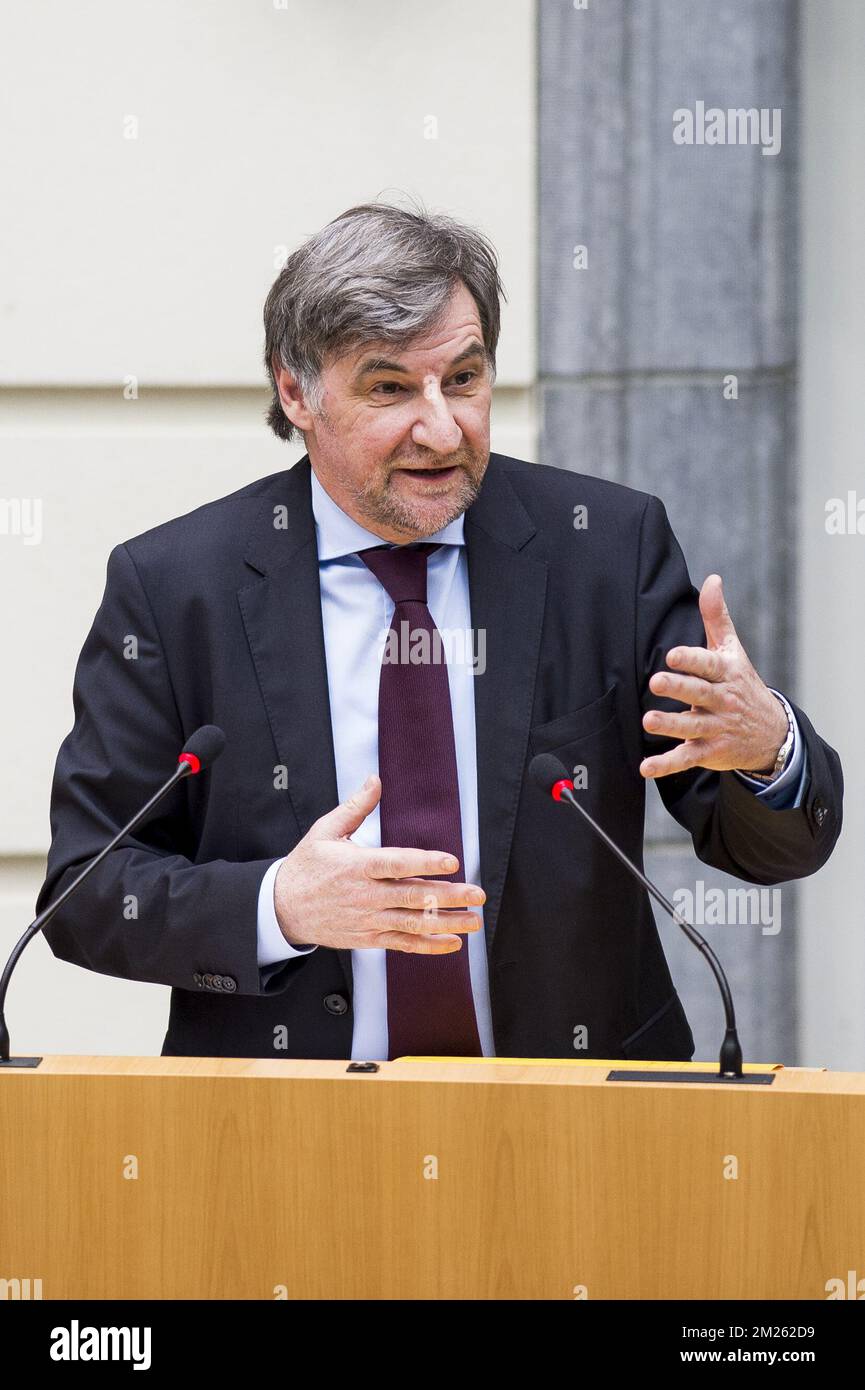 NV-A's Wilfried Vandaele pictured during a plenary session of the Flemish Parliament in Brussels, Wednesday 22 March 2017. BELGA PHOTO JASPER JACOBS Stock Photo