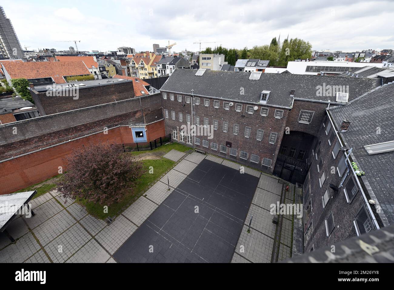 Illustration picture shows the Antwerp prison, Monday 08 May 2017. BELGA PHOTO ERIC LALMAND  Stock Photo