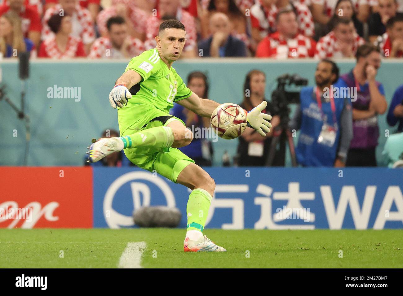 Lusail, Qatar. Dec 13, 2022, Emiliano Martinez of Argentina during the FIFA  World Cup Qatar 2022 match, Semi-final between Argentina and Croatia played  at Lusail Stadium on Dec 13, 2022 in Lusail