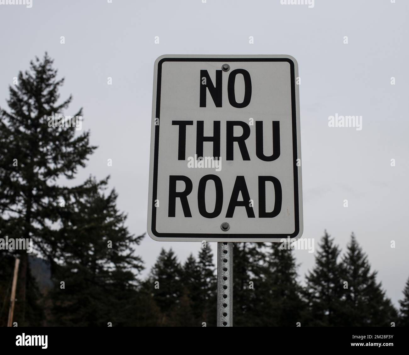 No Thru Road sign in North Bend, British Columbia, Canada Stock Photo