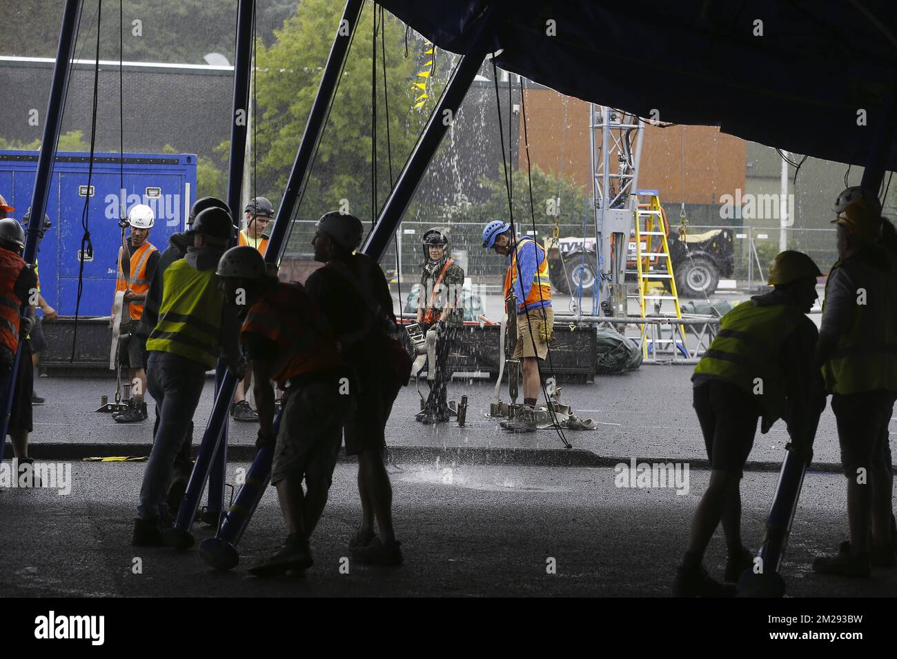 Illustration picture shows the construction of a tent to host the upcoming show of the 'Cirque du Soleil' circus theater company, Saturday 19 August 2017 in Brussels. BELGA PHOTO NICOLAS MAETERLINCK Stock Photo