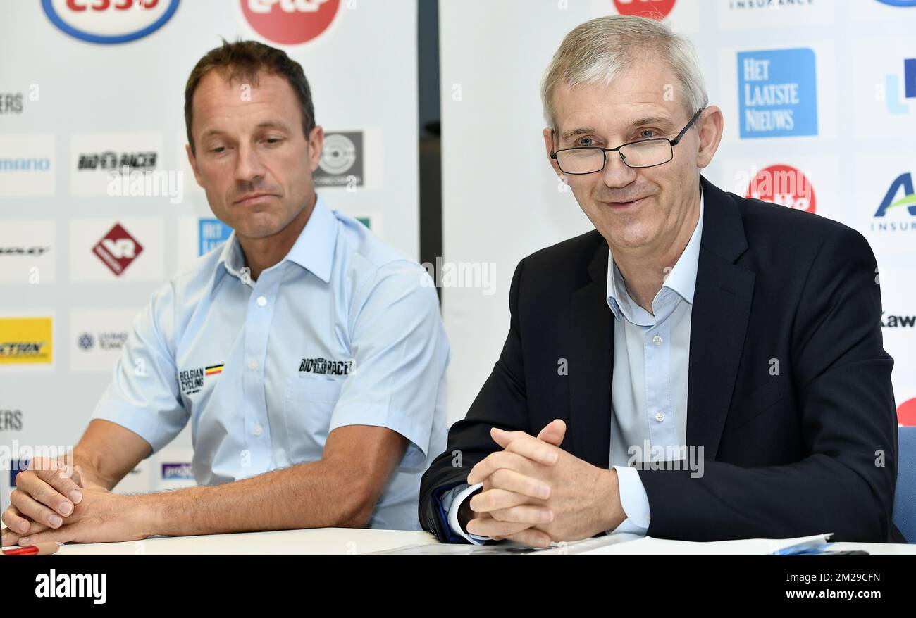 Jean-Pierre Dubois and KBWB - RLVB Belgian Cyclist Federation Sports Director Jos Smets pictured during a press conference of the Belgian cycling federation (KBWB-RLVB) in Brussels to announce the selection for the upcoming worlds championships in Bergen, Norway, Monday 04 September 2017. BELGA PHOTO ERIC LALMAND Stock Photo