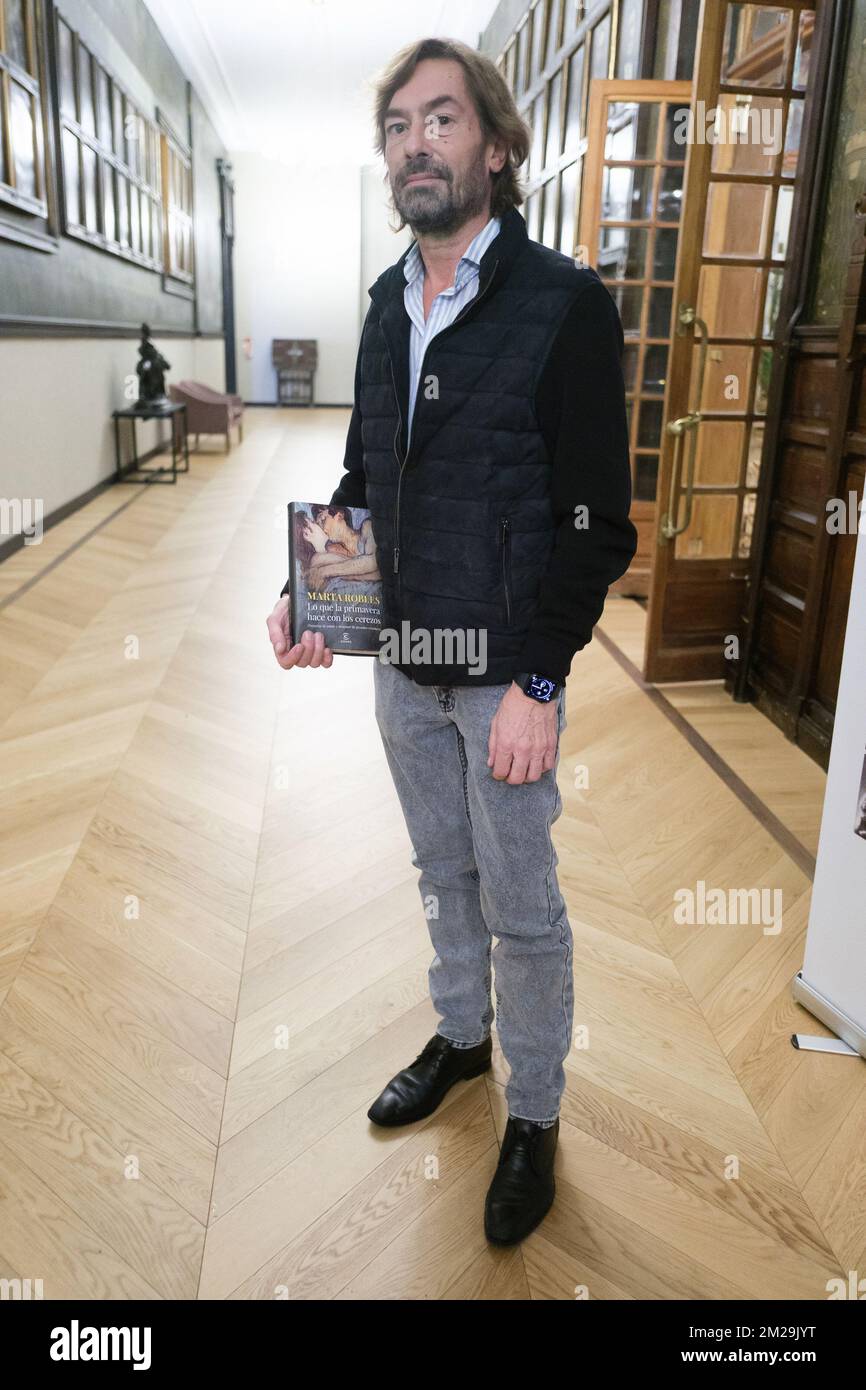 Madrid, Spain. 13th Dec, 2022. Santiago Pedraz during the presentation of the book 'What spring does to cherry trees' (Lo que la primavera hace a los cerezos) at the Ateneo de Madrid. (Photo by Atilano Garcia/SOPA Images/Sipa USA) Credit: Sipa USA/Alamy Live News Stock Photo