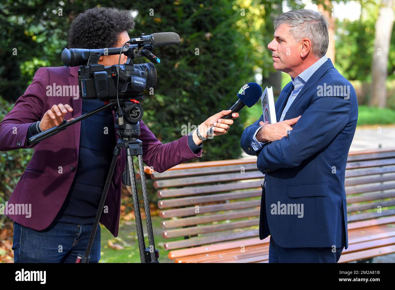 Vlaams Belang's Filip Dewinter gives an interview after a protest action of Belgian far-right politician Dewinter of Vlaams Belang at the The Great Mosque of Brussels, Thursday 12 October 2017. Dewinter announced he would 'rip verses calling for hate' out of the Quran, thus creating a 'European Islam'. BELGA PHOTO LUC CLAESSEN Stock Photo