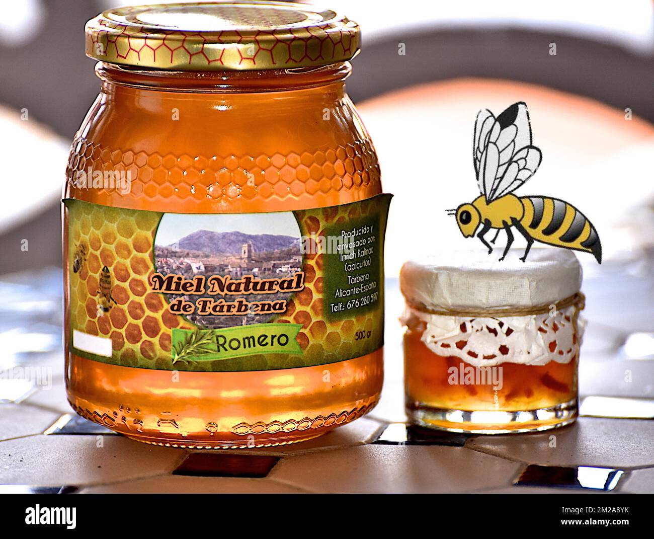 Pots of honey and bee | Pots de miel et abeilles 14/10/2017 Stock Photo ...