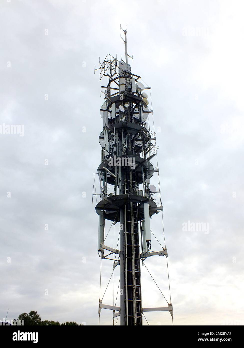 Antenna satellite | Antenne satellite réception 04/01/2018 Stock Photo