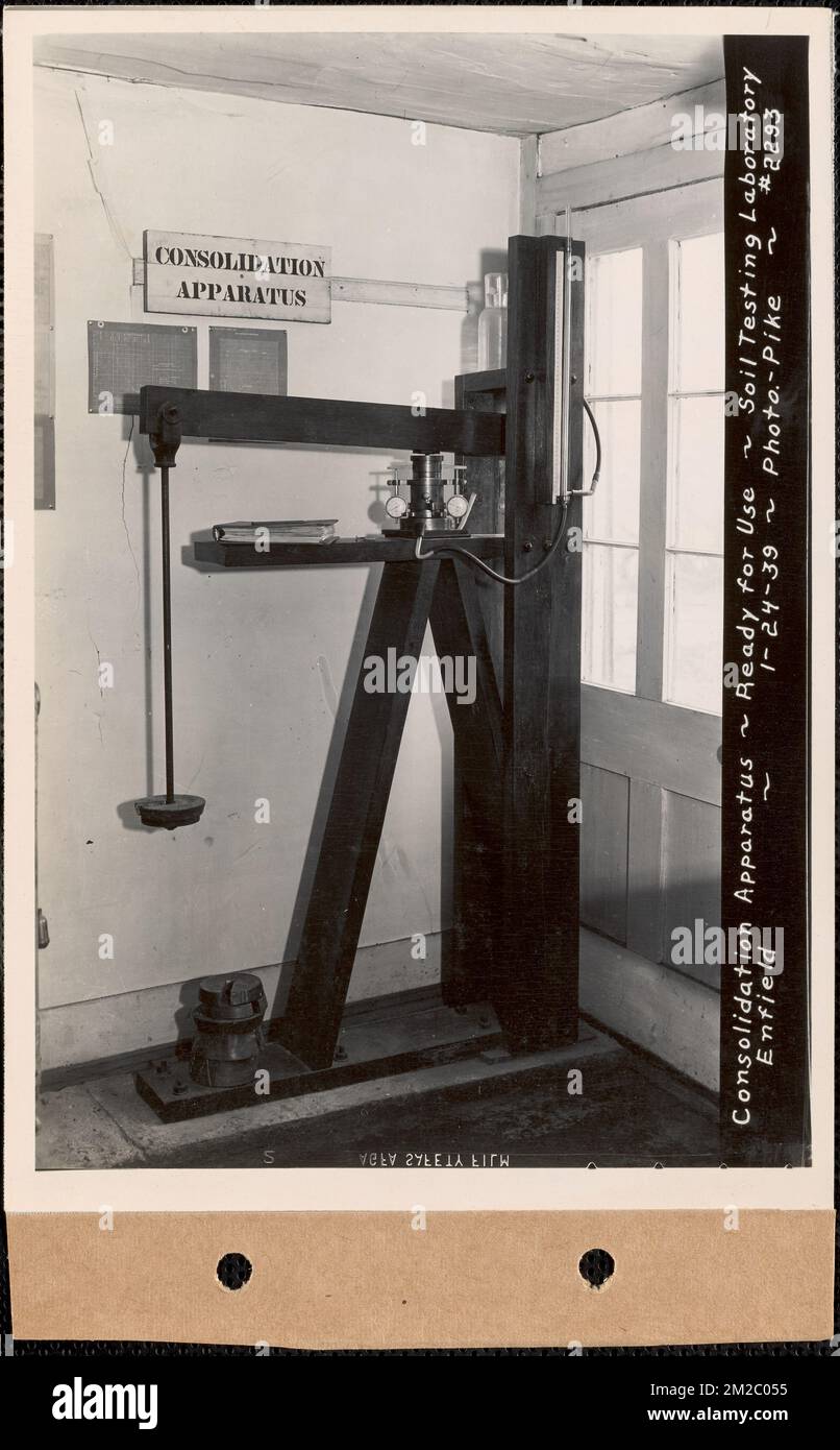 Consolidation apparatus, ready for use, soil testing laboratory
