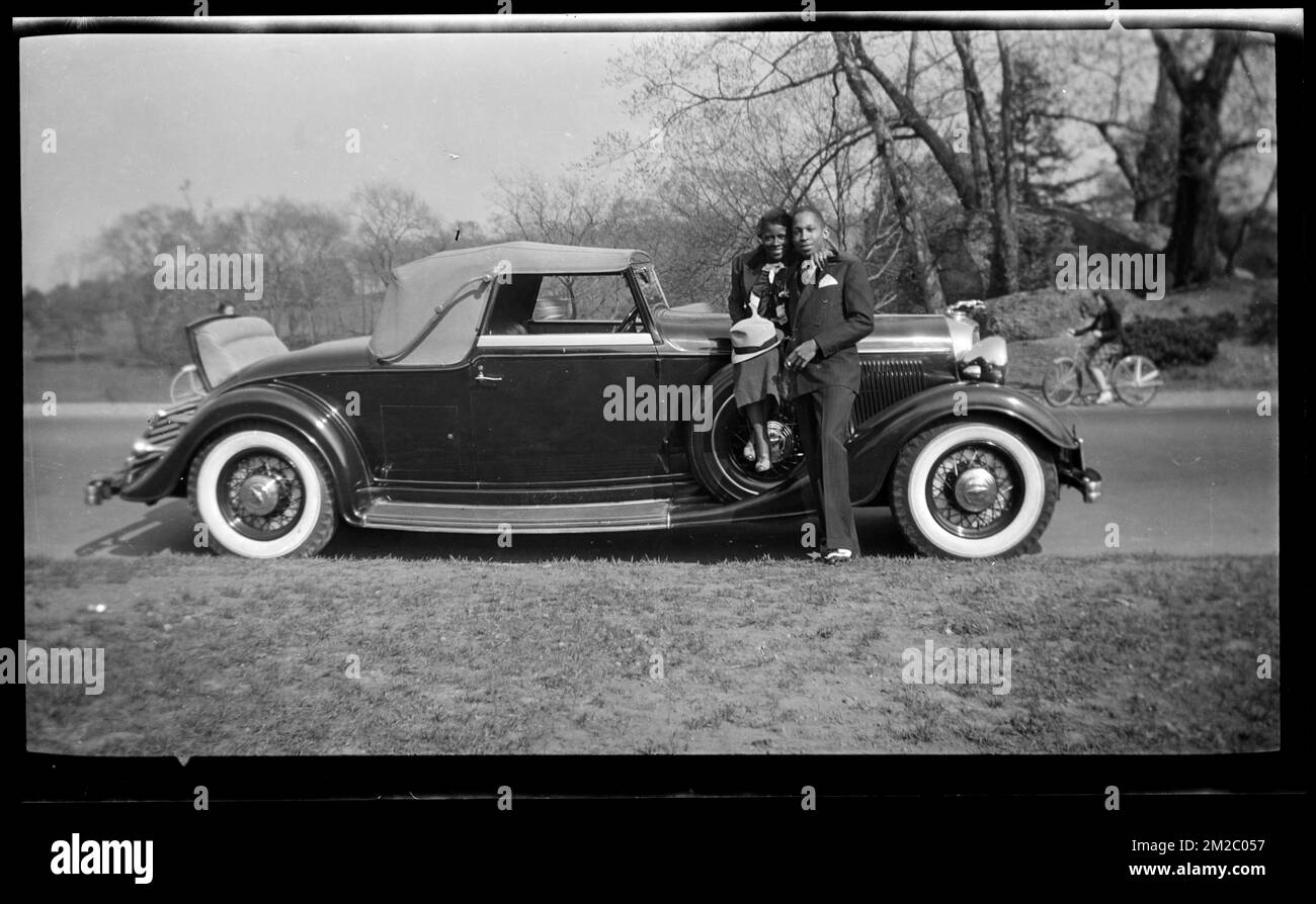 1918年 車の置物 1920s car hood hi-res stock photography and images - Alamy