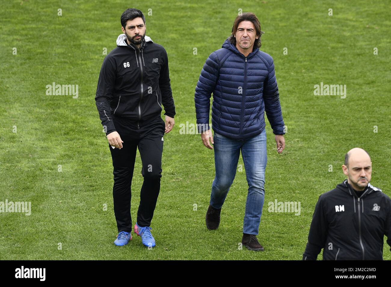Standard's physical coach Jose Guilherme Oliveira Kruss Gomes and Standard's head coach Ricardo Sa Pinto pictured before a friendly soccer game between Belgian first division team Standard de Liege and German club Fortuna Dusseldorf on day five of the winter training camp in Marbella, Spain, Tuesday 09 January 2018. BELGA PHOTO YORICK JANSENS Stock Photo