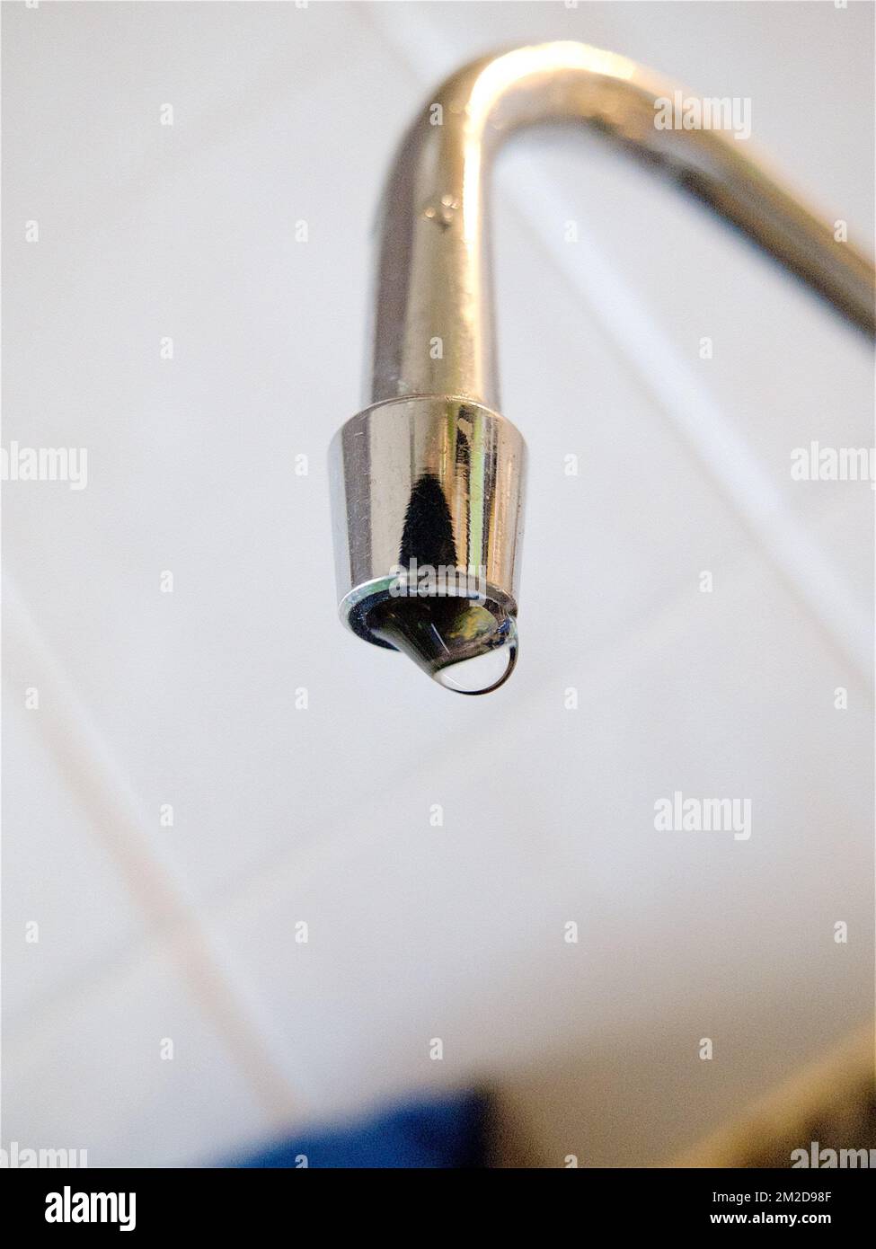 Water leak valve fuite d'eau 23/02/2018 Stock Photo Alamy