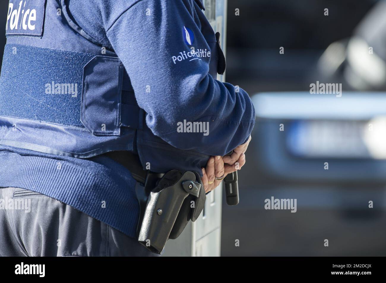 Police operation - Weapon at the fist | Operation et deploiement de police. Armes au poing Stock Photo
