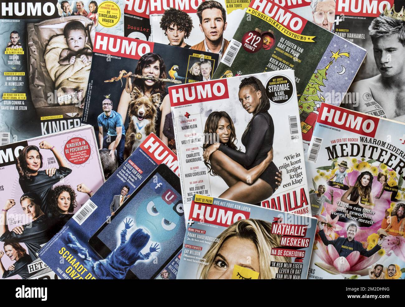 Collection of HUMO covers, popular Dutch-language Belgian weekly radio and television supermarket tabloid | Premières de couverture de Humo, hebdomadaire belge néerlandophone 07/03/2018 Stock Photo