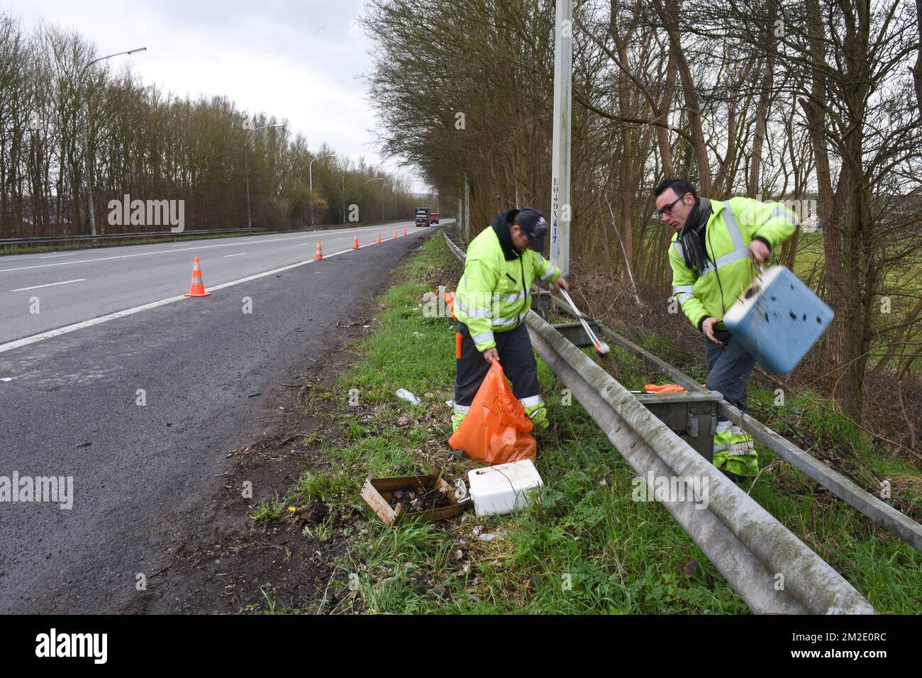 Collecting waste SPW | Ramassage des déchets SPW 16/03/2018 Stock Photo