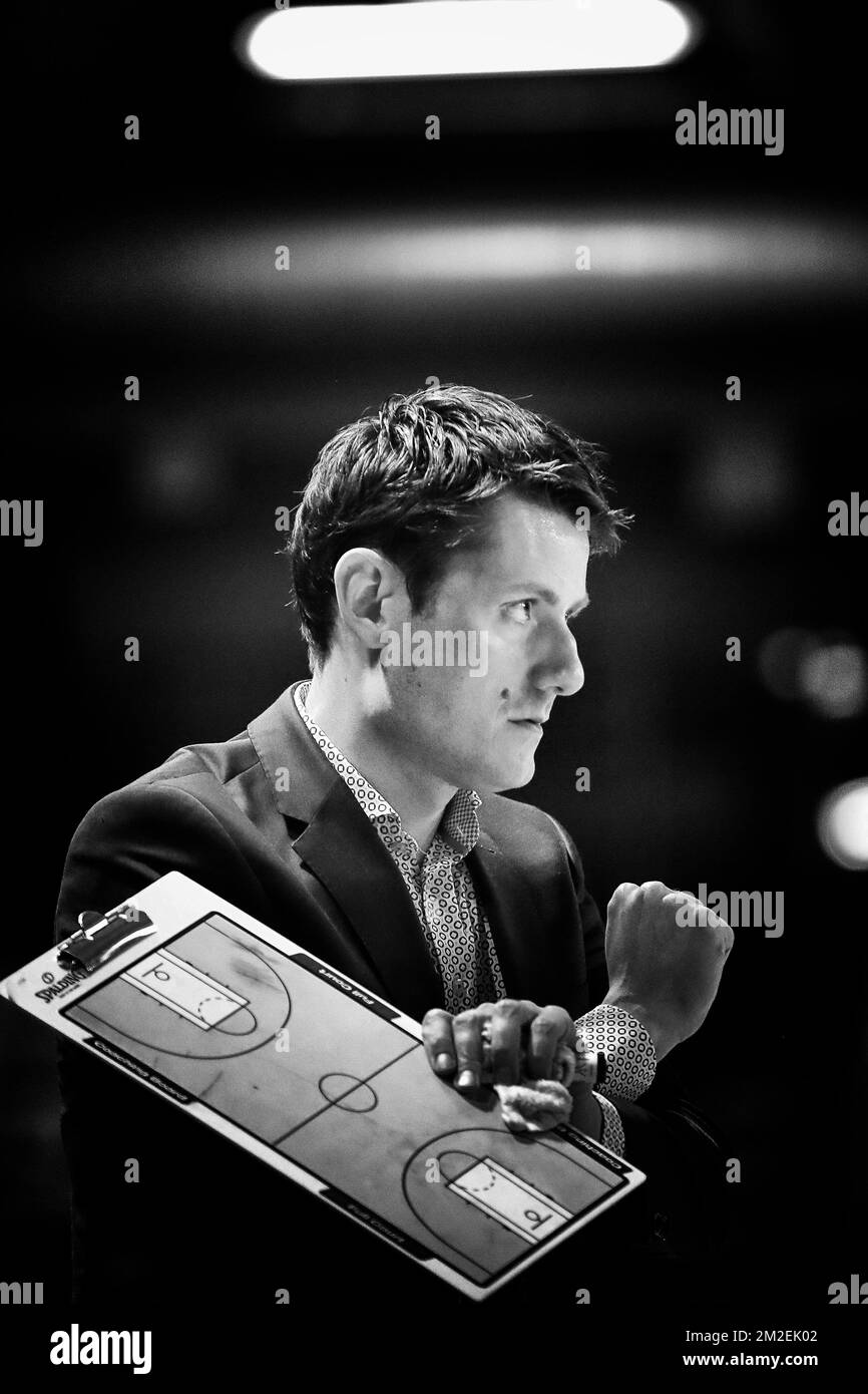 Euromillions Black And White Stock Photos Images Alamy euromillions-black-and-white-stock-photos-images-alamy