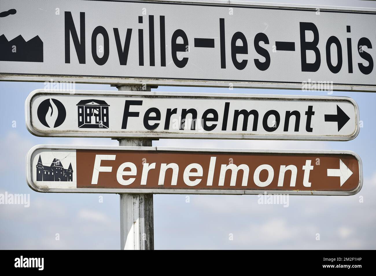Illustration shows the name of the Fernelmont municipality on a road ...