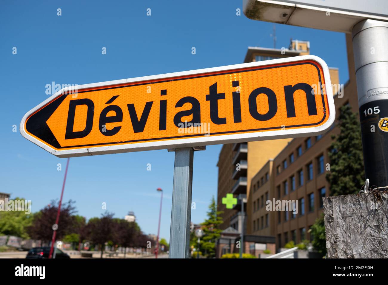 Traffic rules. Code de la route. 05/05/2016 Stock Photo Alamy