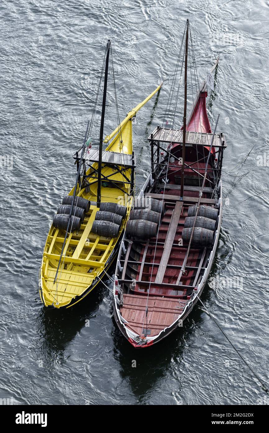 The nice Porto city and the Douro and the barco rabelo | La ville de ...
