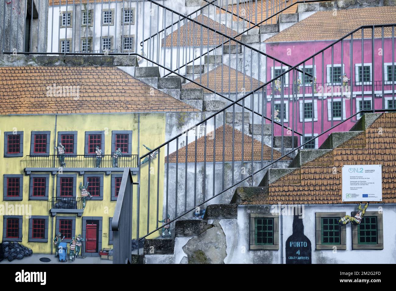 The nice Porto city. Fresco on a wall | La ville de Porto Fresque murale 12/06/2018 Stock Photo