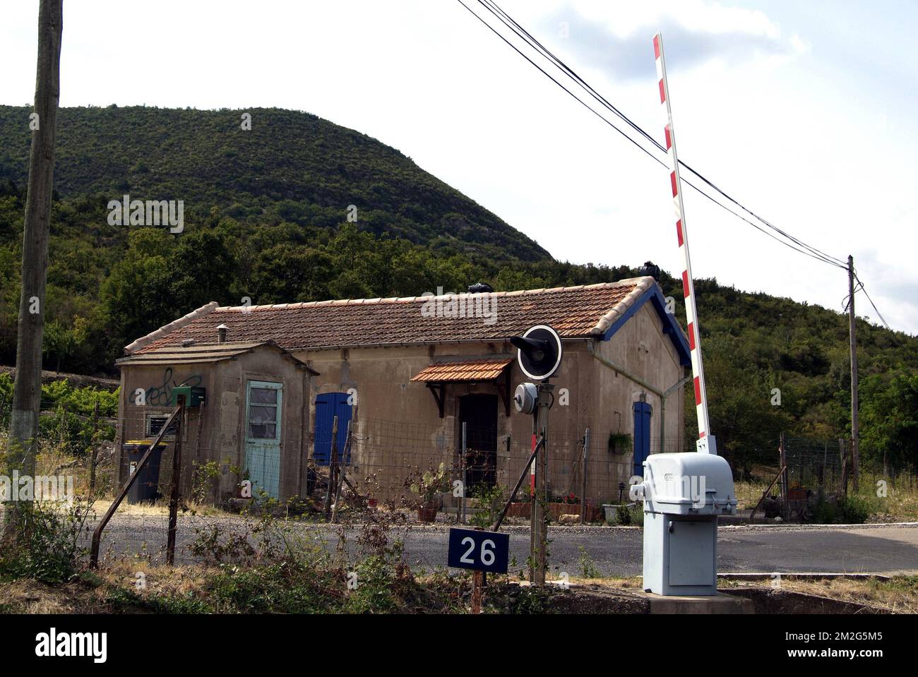 T3/ Ancien rare passage à niveau électrique EDOBAUD ? échelle O Très