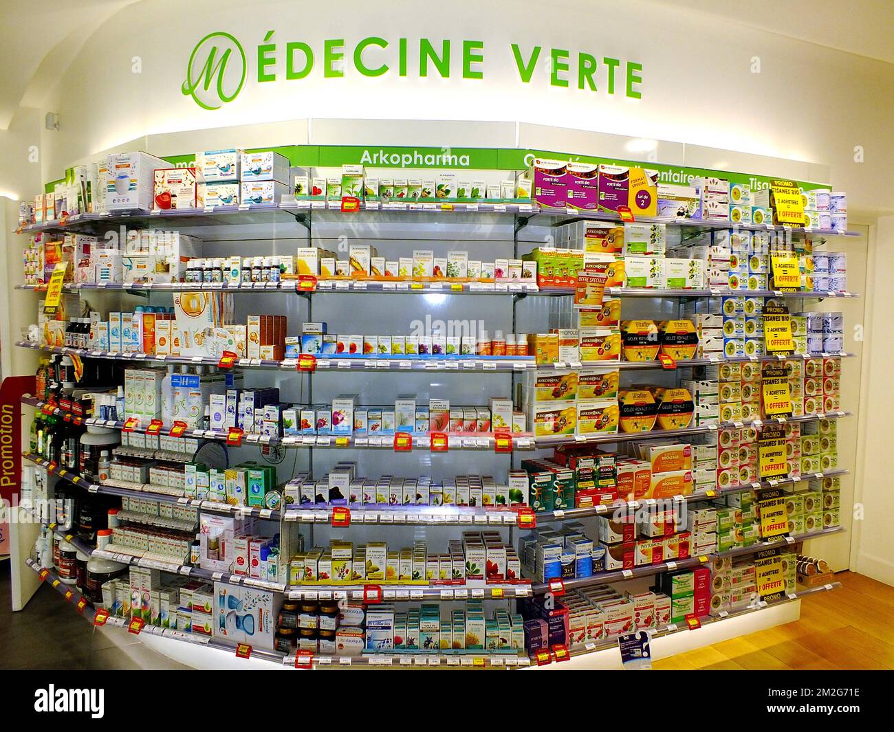 Pharmacy | Pharmacie rayon pharmacie verte 23/06/2018 Stock Photo