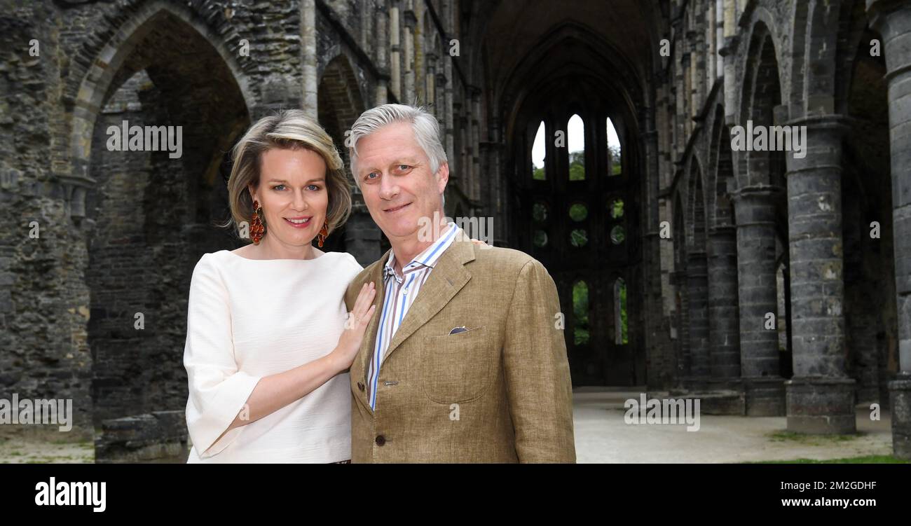 Queen Mathilde of Belgium and King Philippe - Filip of Belgium pictured during a photoshoot of the Belgian Royal Family's vacation at the Villers Abbey in Villers-la-Ville, Sunday 24 June 2018. BELGA PHOTO POOL FREDERIC SIERAKOWSKI  Stock Photo