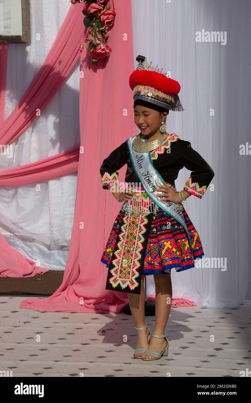 School-age girl models a modernized Hmong outfit at a fashion show during  the Hmong New Year celebration at El Dorado Park in Long Beach, CA Stock  Photo - Alamy