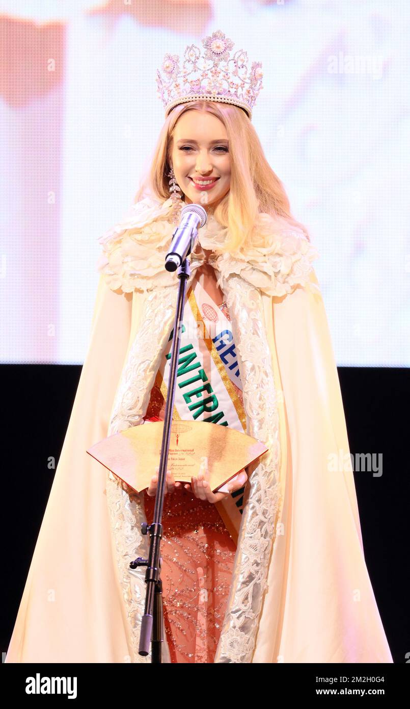 Tokyo, Japan. 13th Dec, 2022. Miss Germany Jasmin Selberg of Miss International 2022 delivers a speech after she won the Miss International Beauty Pageant 2022 in Tokyo on Tuesday, December 13, 2022. 66 beauties from the world gathered in Tokyo for the Miss International Beauty pageant, the first time in three years. Credit: Yoshio Tsunoda/AFLO/Alamy Live News Stock Photo