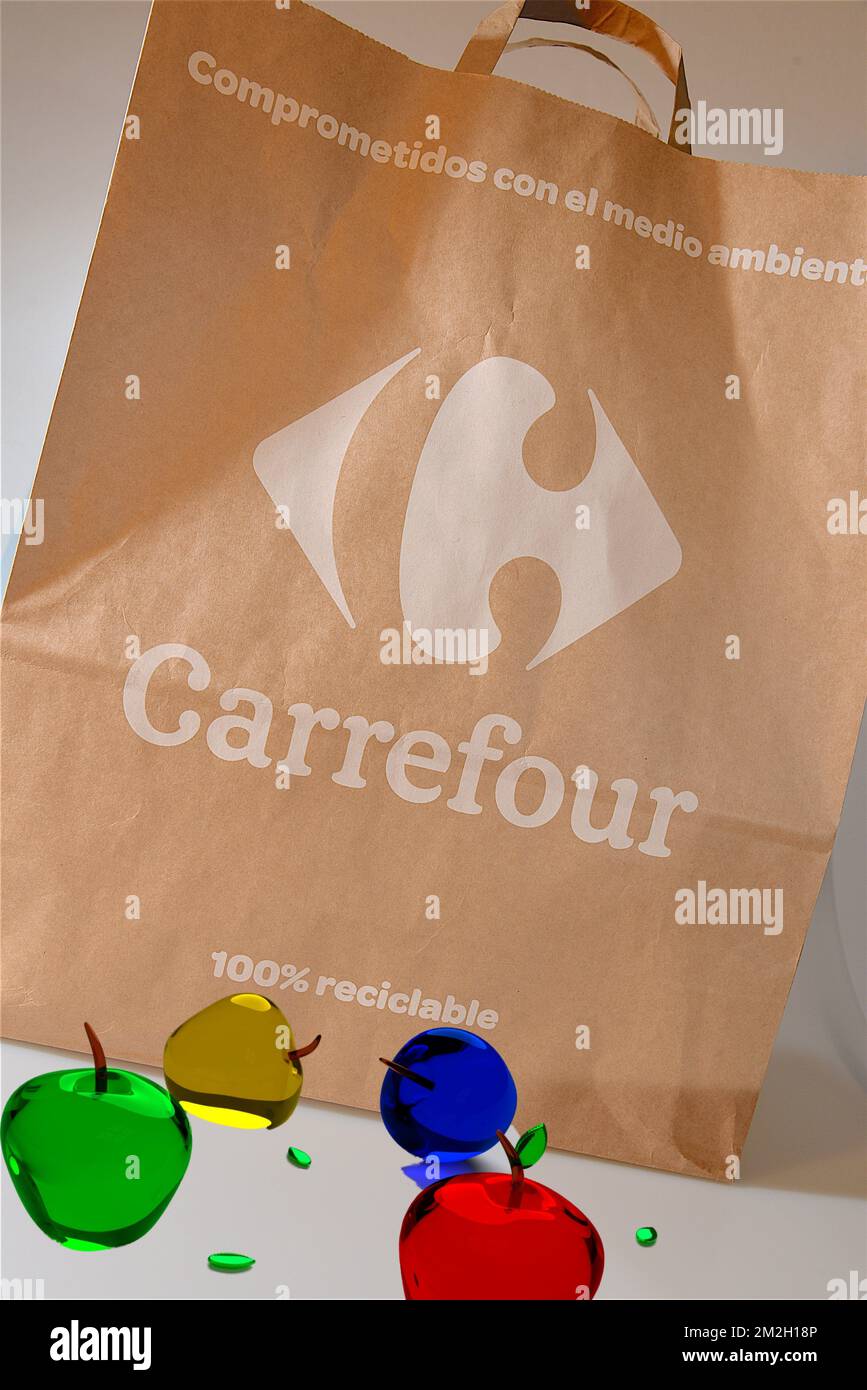 Carrefour bag hi-res stock photography and images - Alamy