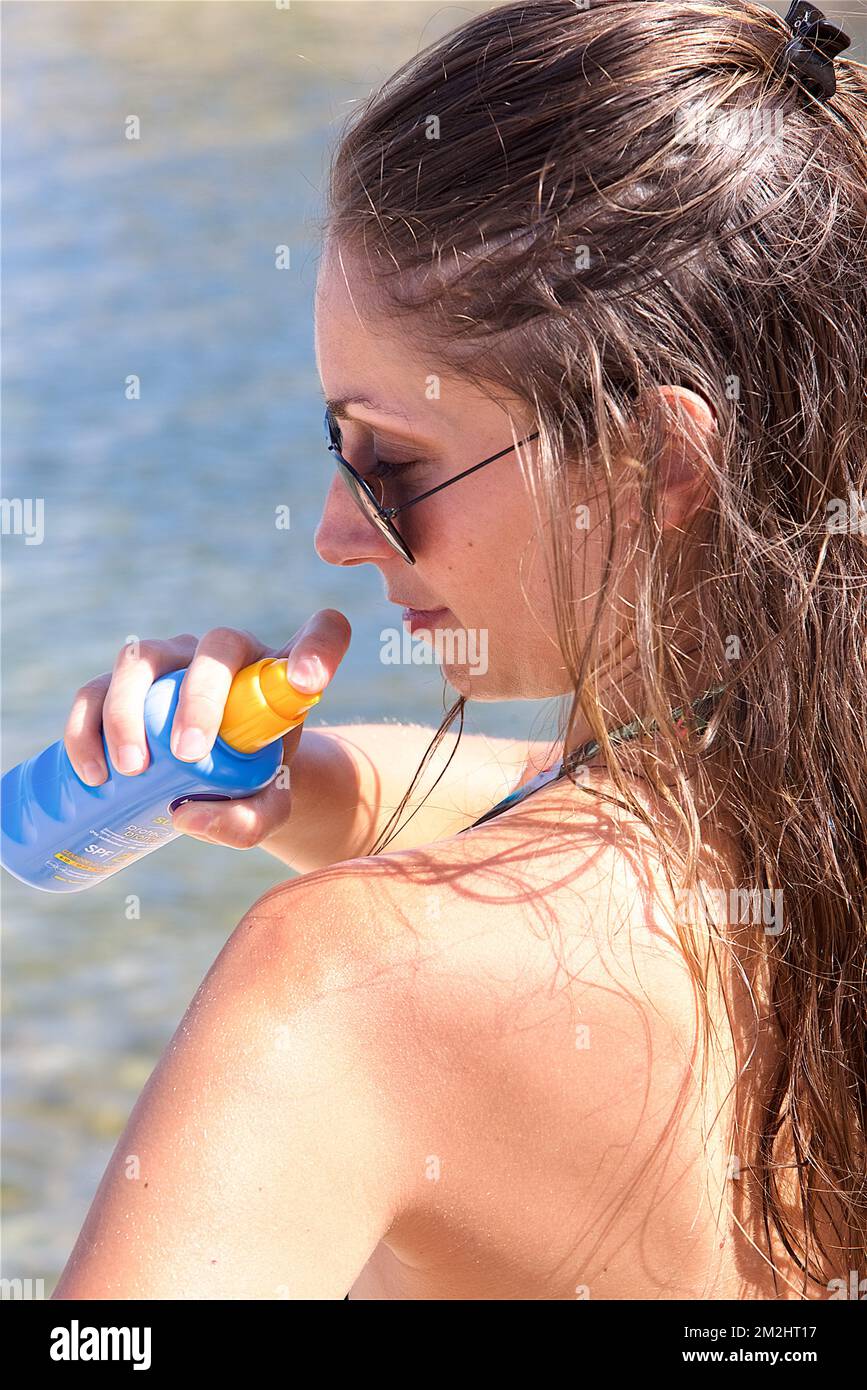Solar Cream Solar cream | Crème solaire 12/08/2018 Stock Photo - Alamy