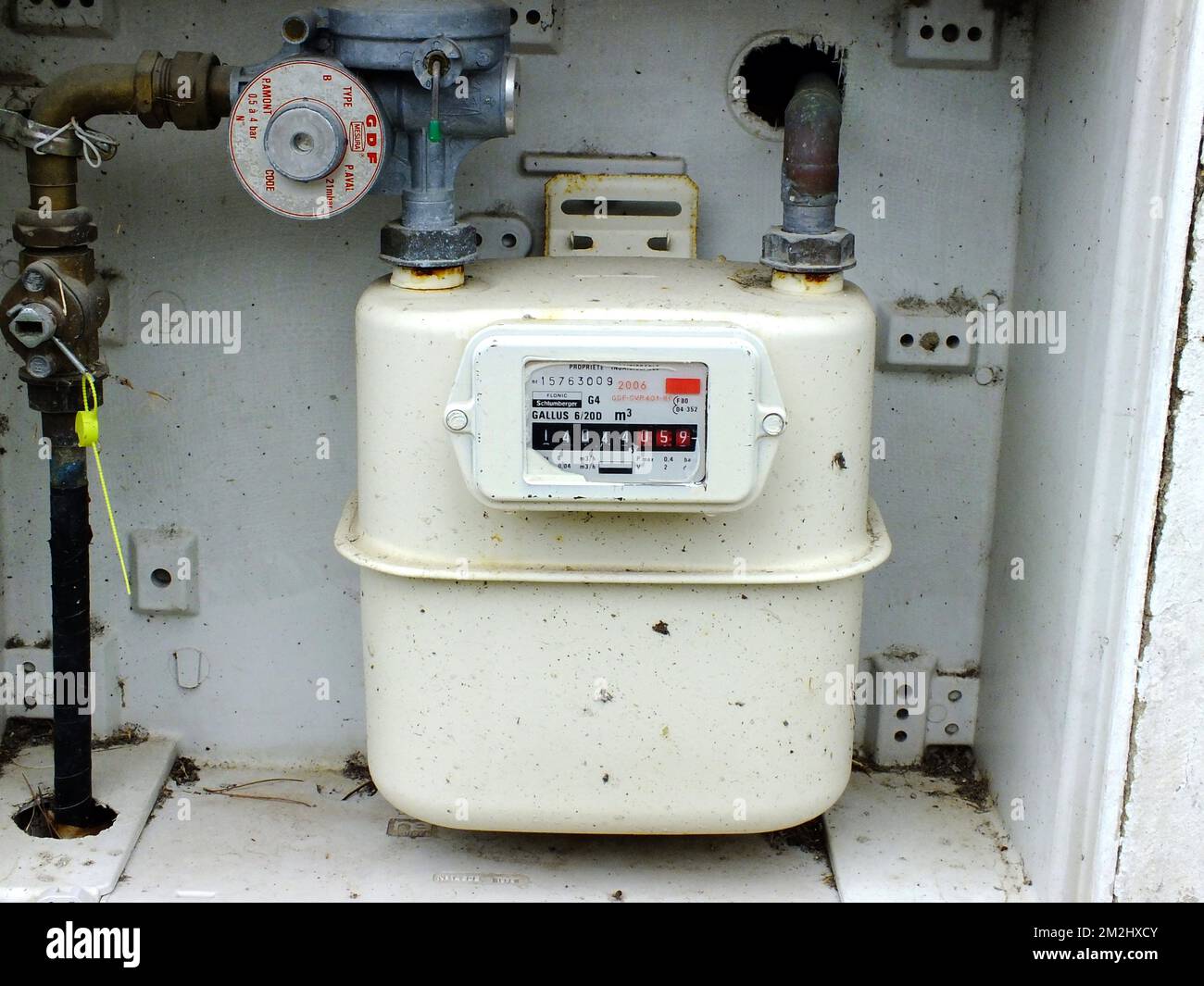 Linky Electricity meter  Compteurs electrique Linky - compteur intelligent  Stock Photo - Alamy