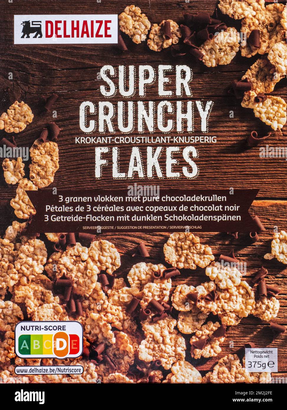 Nutritional label Nutri score on box of Belgian Delhaize Super Crunchy Flakes | Nutri-score, indicateur sur emballage alimentaire, appréciation de la qualité nutritionnelle du produit 23/08/2018 Stock Photo