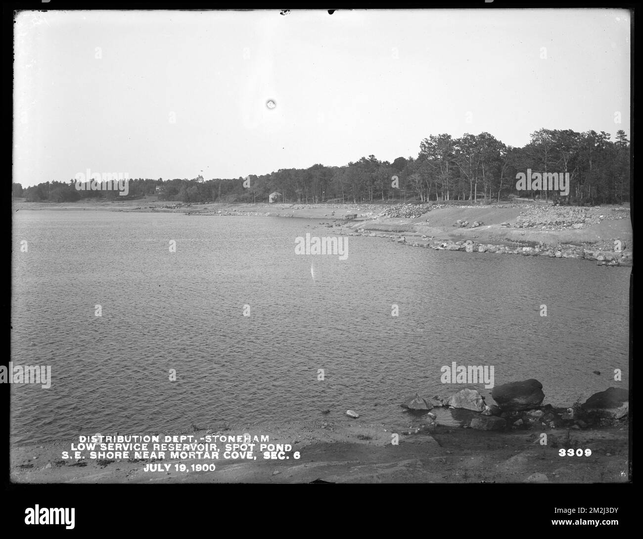 Distribution Department, Low Service Spot Pond Reservoir, southeast shore near Mortar Cove, Section 6, Stoneham, Mass., Jul. 19, 1900 , waterworks, reservoirs water distribution structures, construction sites Stock Photo