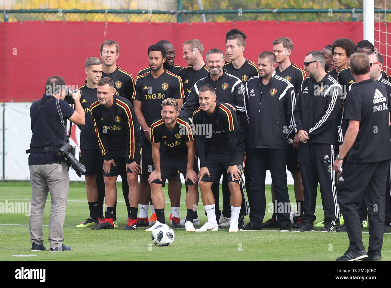 Belgium's players pose for the photographer with the Blind Devils team ahead of a training session of Belgian national soccer team the Red Devils in Tubize, Tuesday 04 September 2018. The team is preparing for a friendly match against Scotland on 07 September and the UEFA Nations League match against Iceland on 11 September. BELGA PHOTO BRUNO FAHY Stock Photo