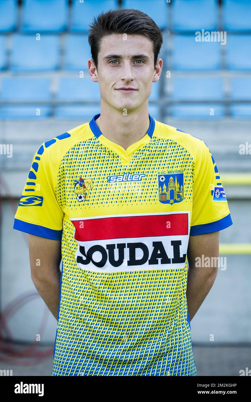 Westerlo's Yentl Van Genechten poses for photographer at the 20182019