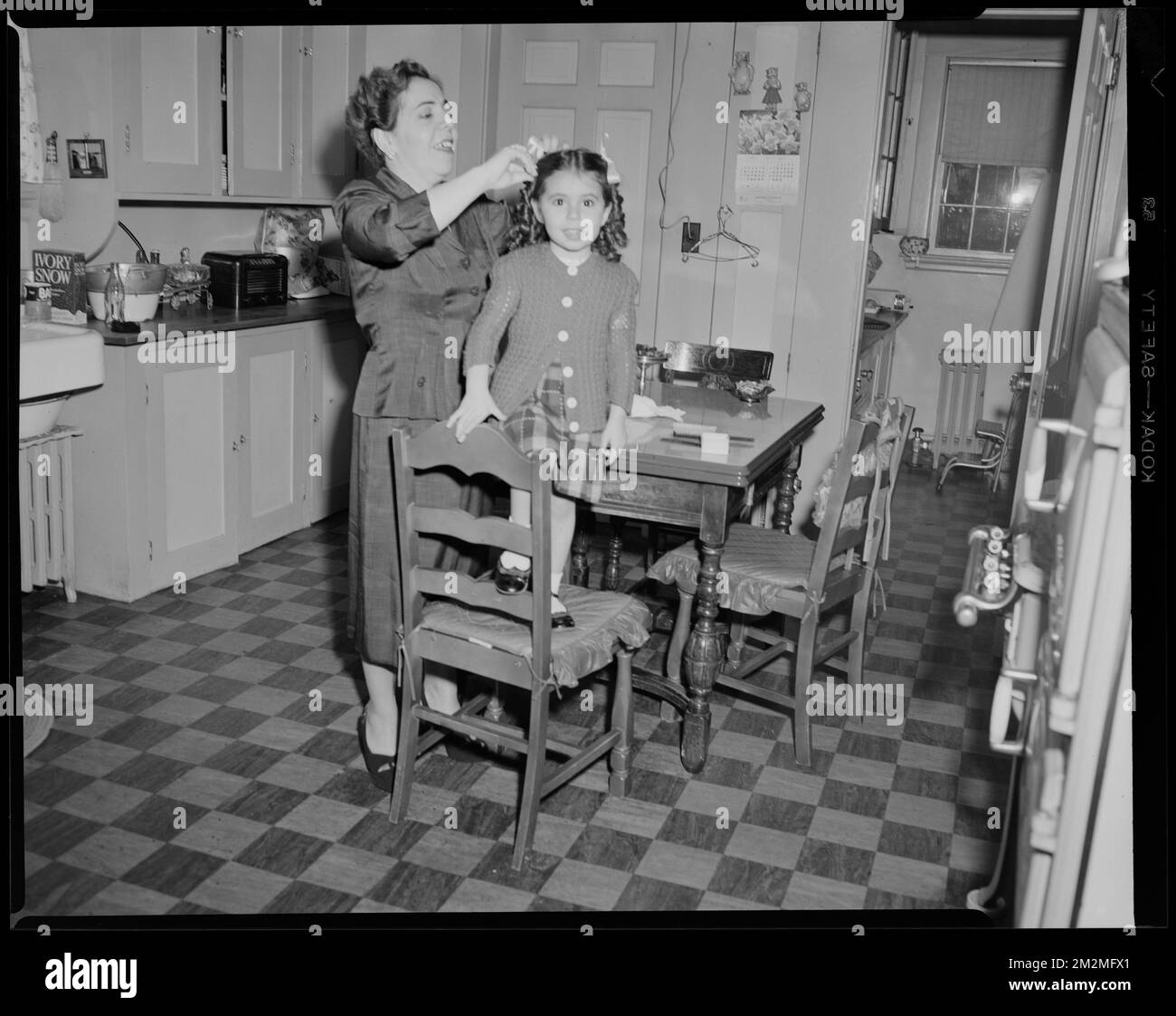 Dr. Abraham M. Mangouney , Families, Girls. Leon Abdalian Collection