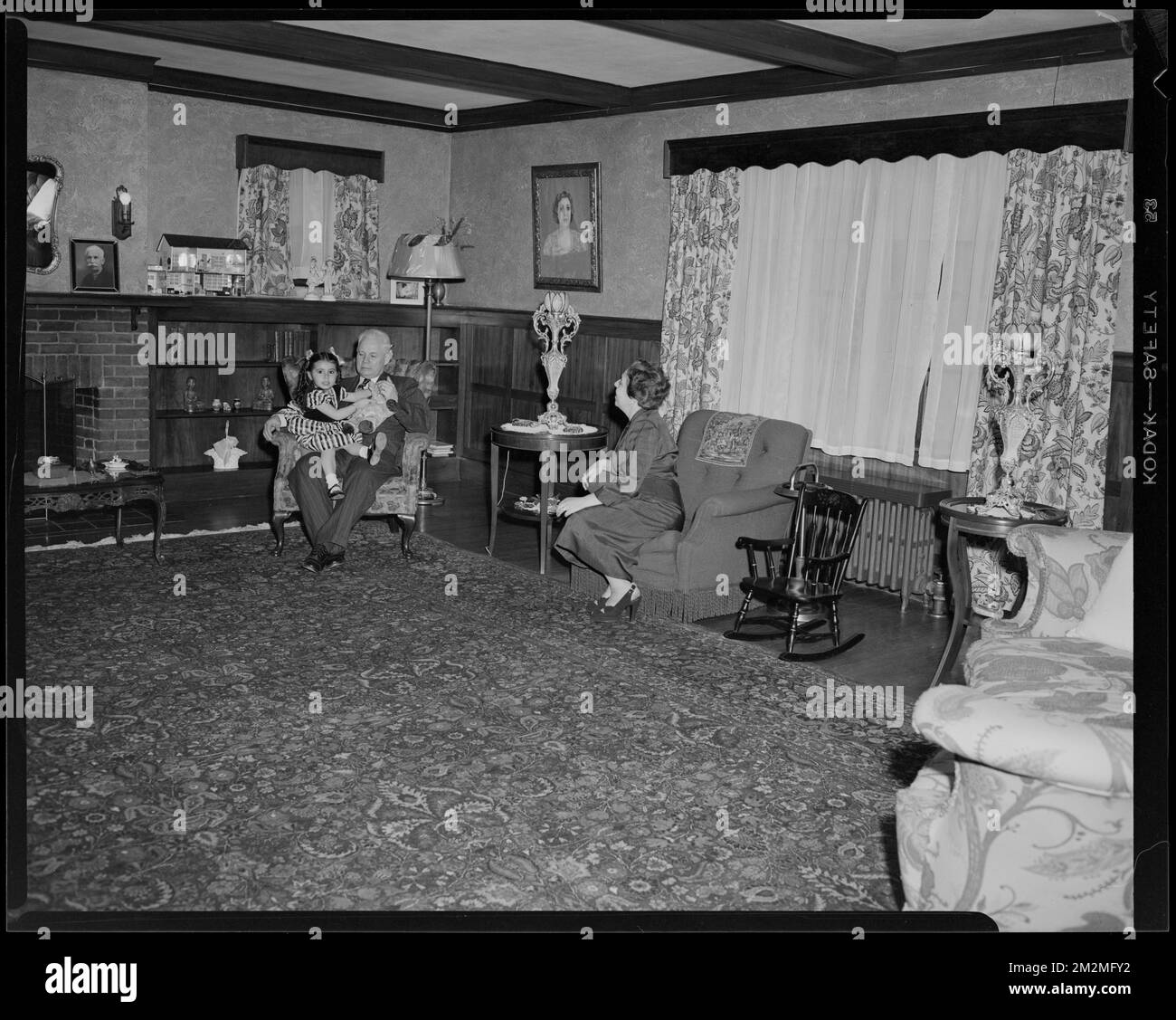 Dr. Abraham M. Mangouney , Families, Girls. Leon Abdalian Collection