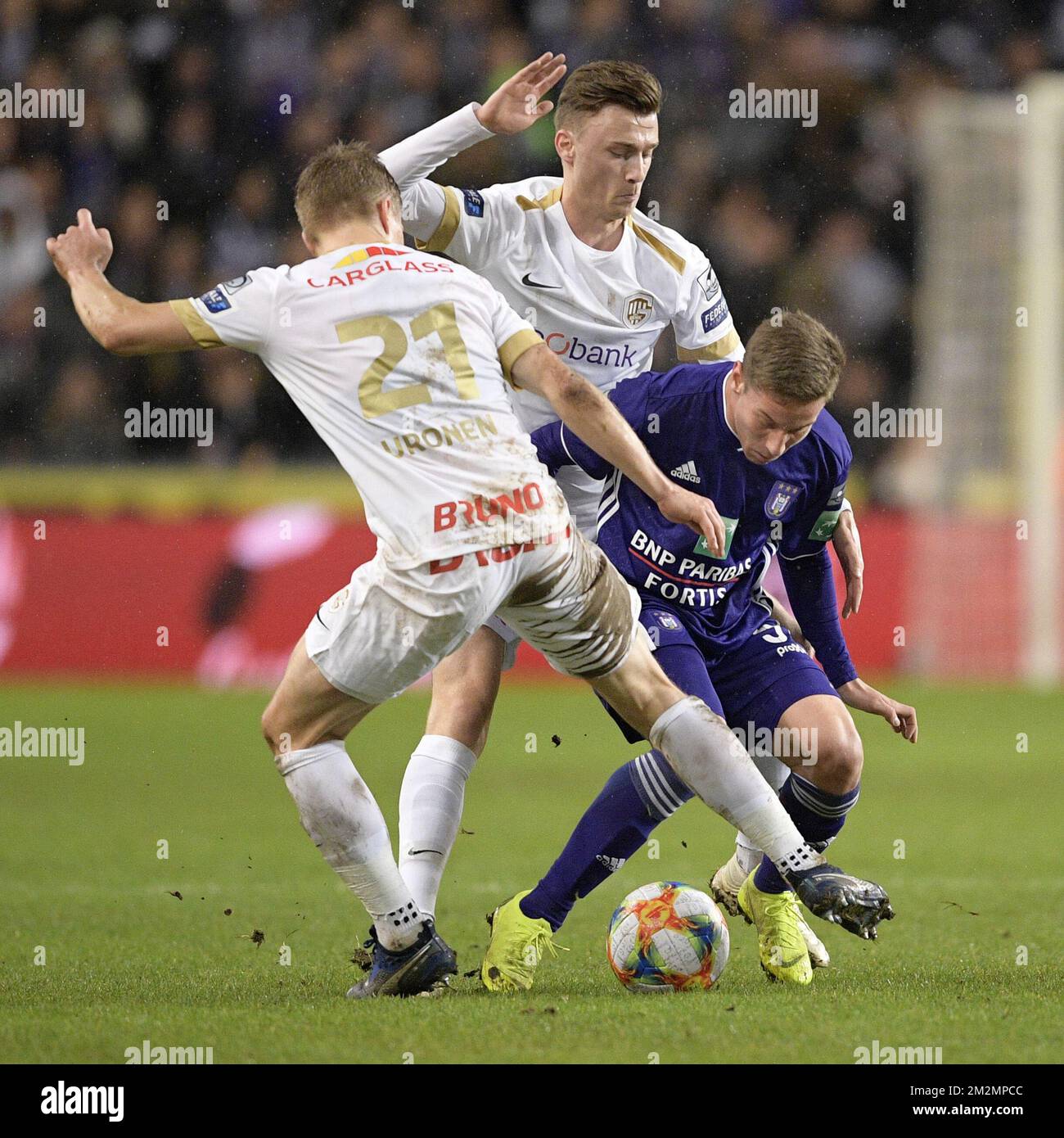 ANDERLECHT, BELGIUM - MAY 15: Yari Verschaeren of RSC Anderlecht during the  Jupiler Pro League match between RSC Anderlecht and KRC Genk at Lotto Park  Stock Photo - Alamy